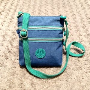 📦SOLD📦 Kipling Alvar Bag paid $52 Size XS Mini Bag